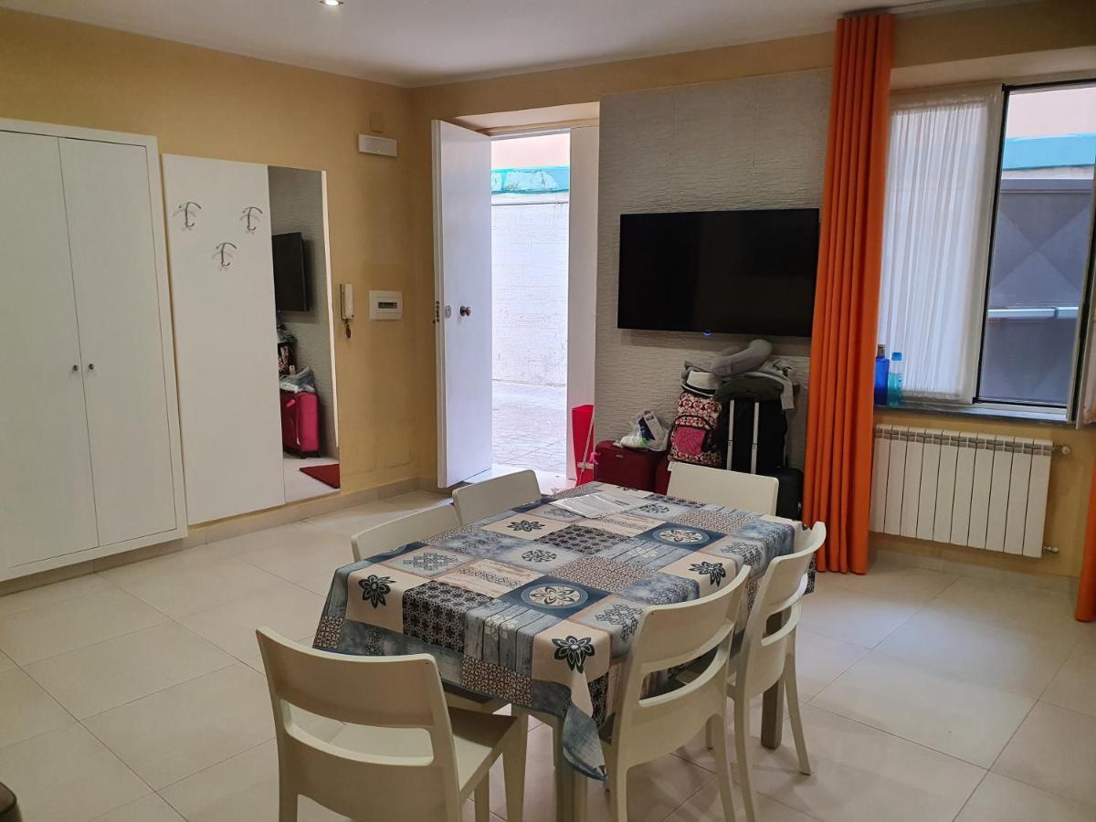 Вилла La Casina Rossa Неаполь Экстерьер фото
